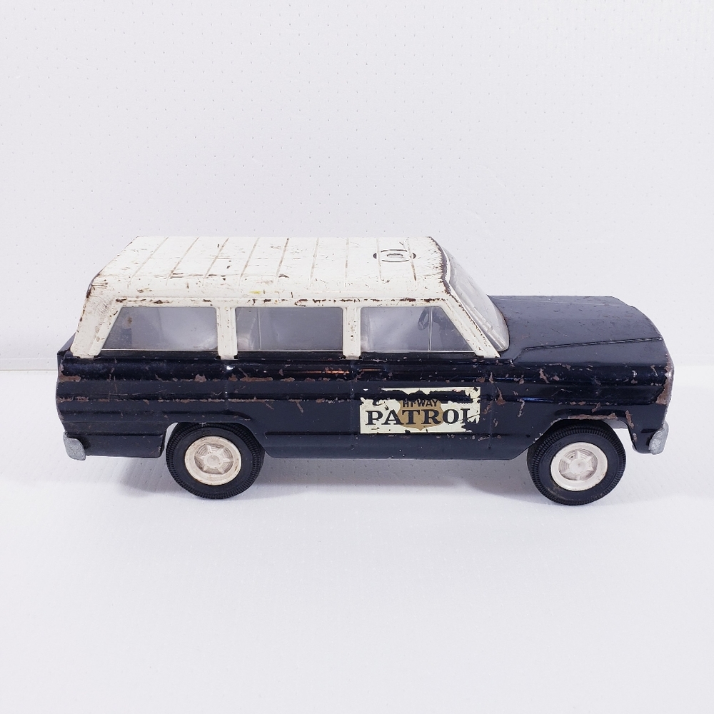Vintage 60's Tonka Toy Jeep Highway Patrol Collectible Made in USA